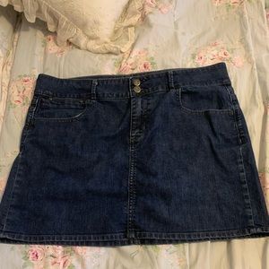 Denim skirt